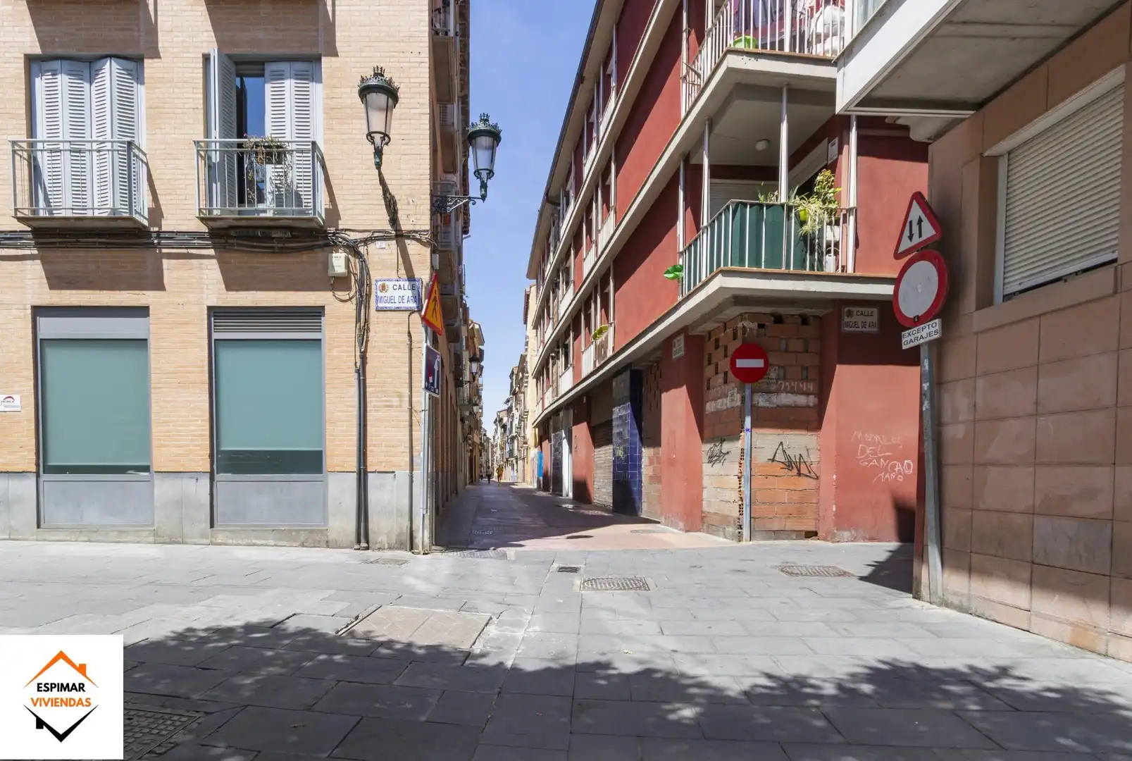 Exterior view of Apartments for sale in Zaragoza