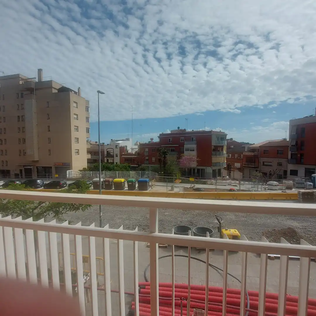 Vista exterior de Piso en venta en Gavà con Aire acondicionado, Terraza y Horno