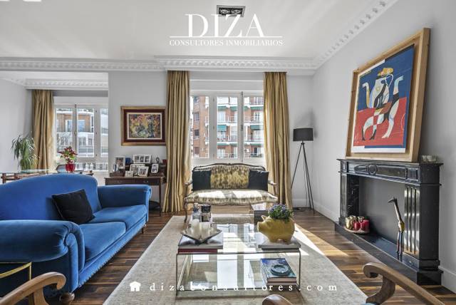 Piso en Venta en De Santa Engracia en Ríos Rosas - Nuevos Ministerios