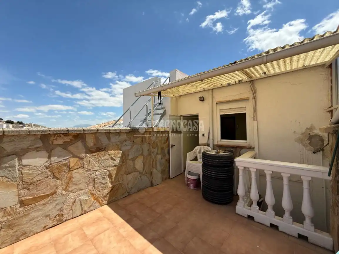Terrassa de Casa adosada en venda en Jaén amb Terrassa
