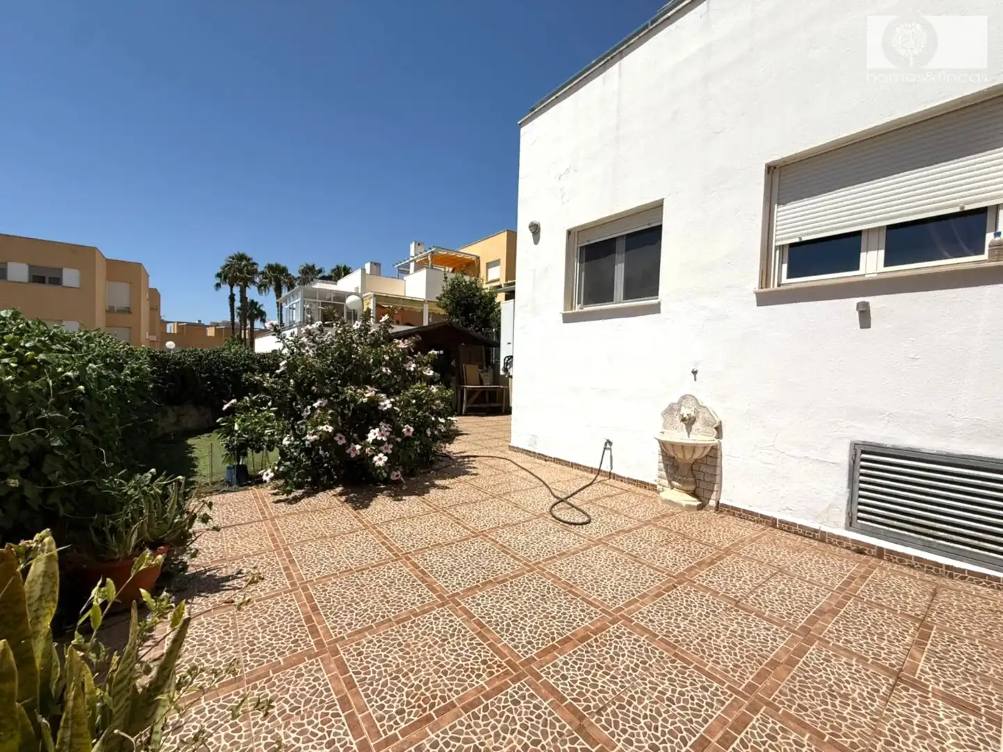 Garden of Flat for sale in Ayamonte  with Air Conditioner, Furnished and Community pool
