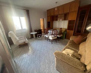 Sala d'estar de Pis en venda en  Madrid Capital amb Calefacció