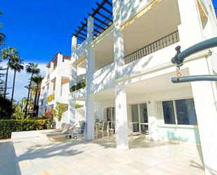 Vista exterior de Apartament en venda en Marbella amb Terrassa