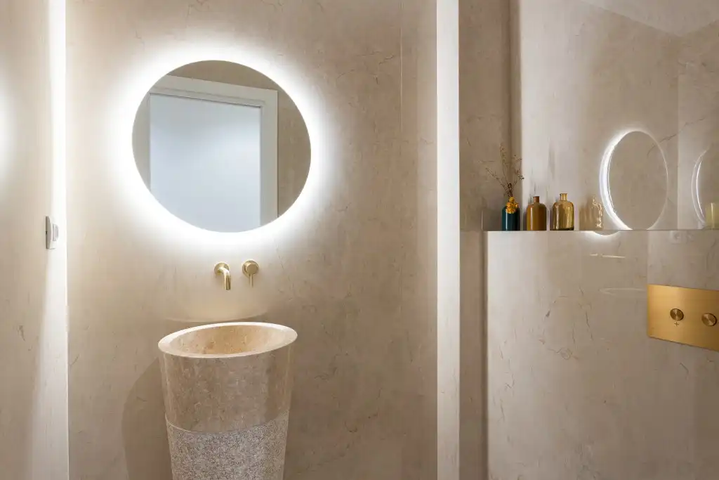 Bany de Apartament en venda en Barcelona amb Calefacció, Traster i Moblat