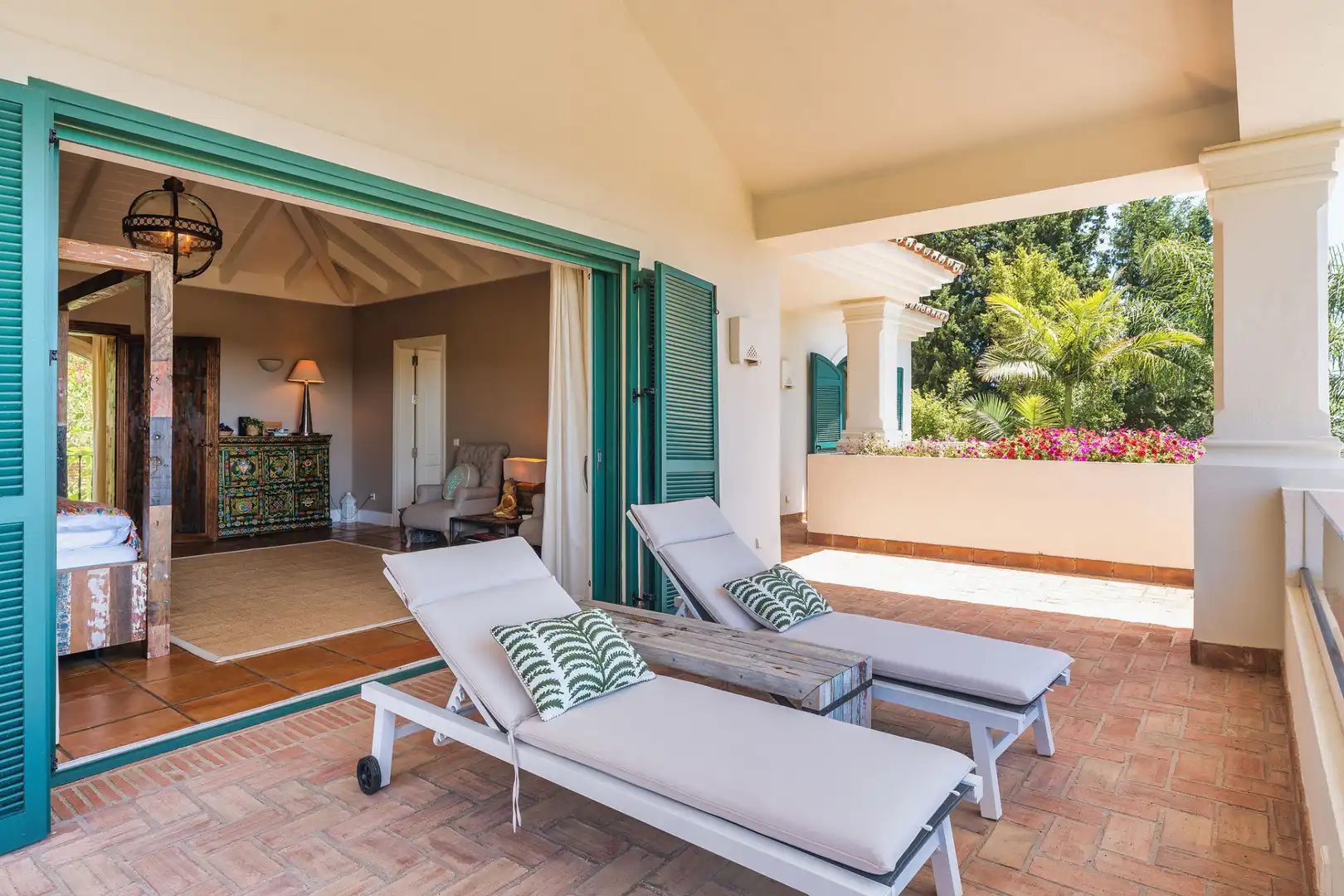 Terrassa de Casa o xalet en venda en Marbella amb Aire condicionat, Calefacció i Jardí privat