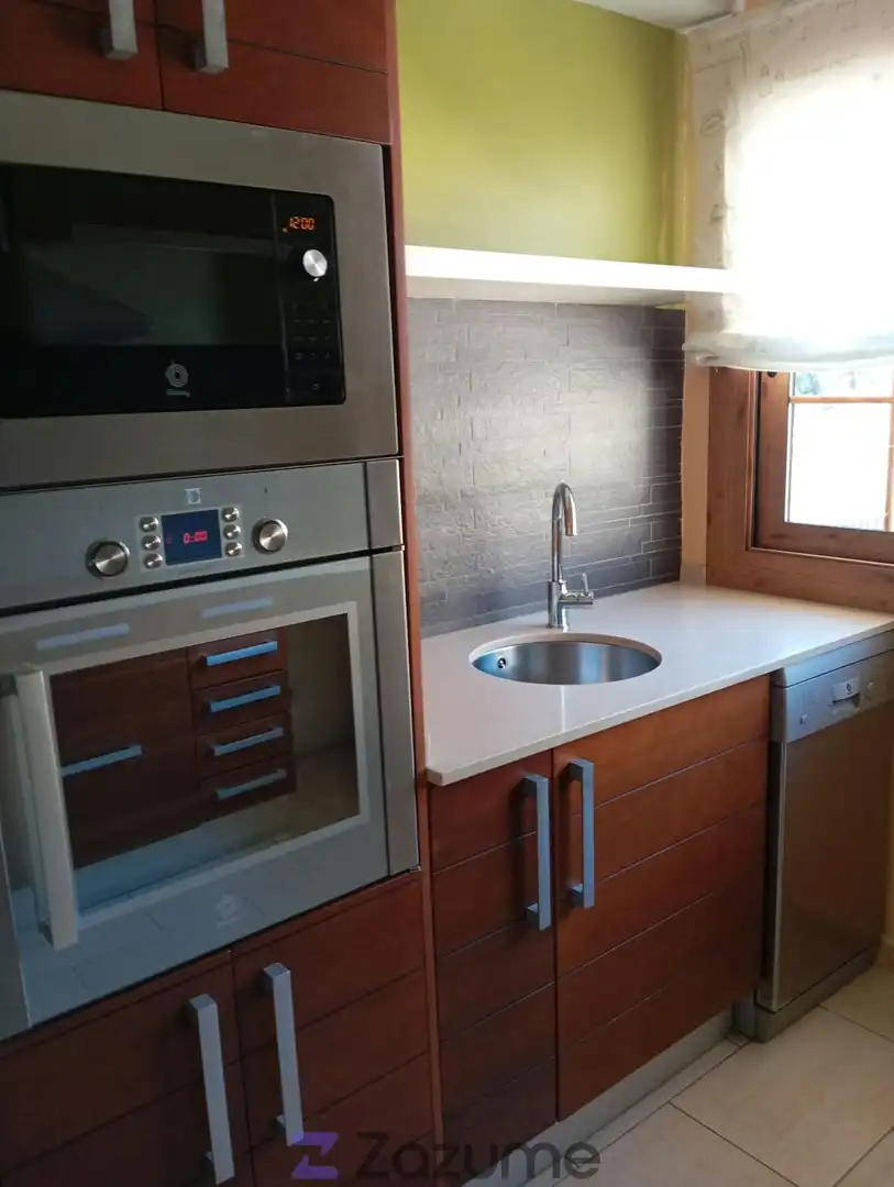 Cuina de Casa o xalet de lloguer en Alella amb Calefacció, Parquet i Terrassa