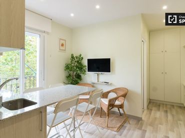 Appartamento con balcone in affitto a Ciutat Vella