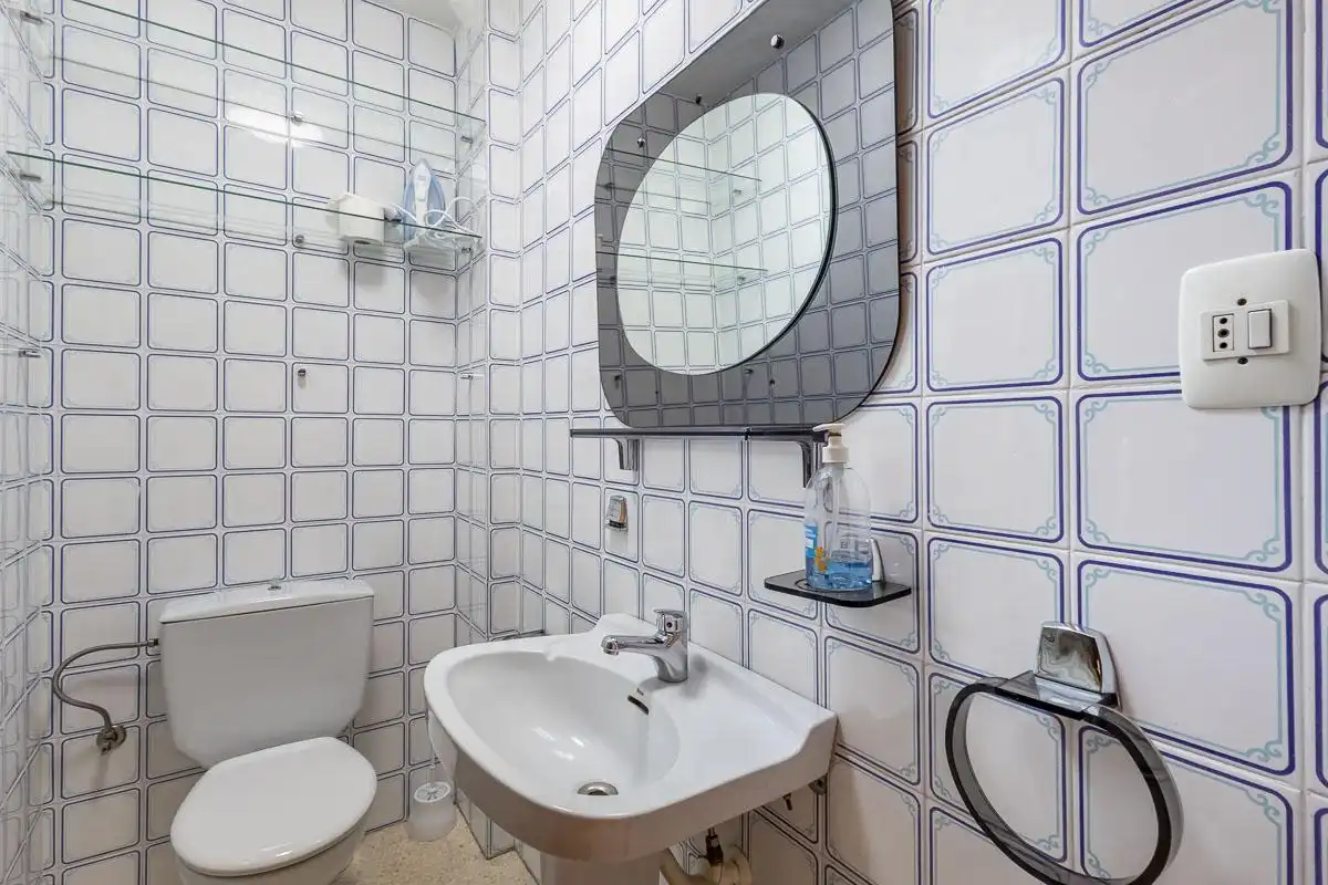 Baño de Planta baja en venta en Granada con Amueblado