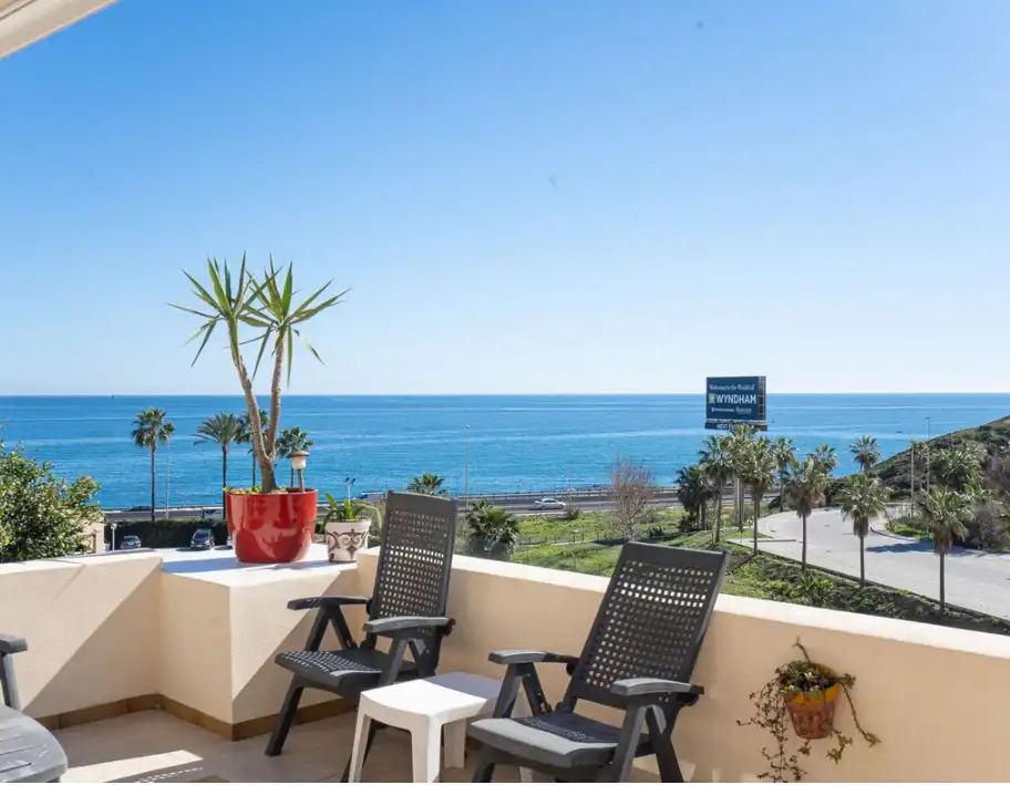 Piso con ascensor en venta en El Faro de Calaburra - Chaparral, imagen 5