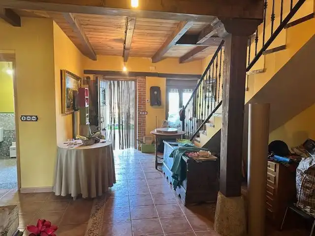 Houses for sale in Destriana  with Heating