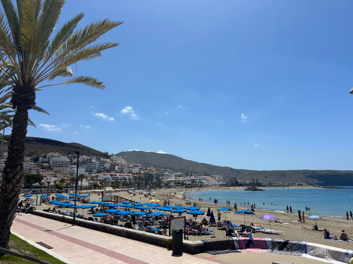 Außenansicht von Dachboden zum Verkauf in Arona mit Terrasse, Möbliert und Ofen
