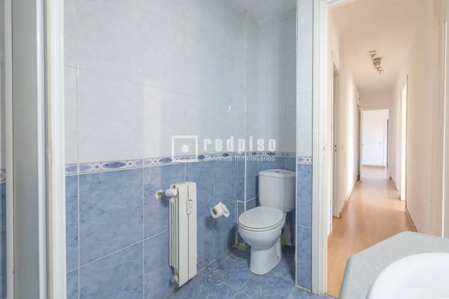Badezimmer von Wohnung zum Verkauf in Madrid mit Klimaanlage, Heizung und Privatgarten