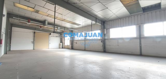 Nave industrial en Venta en Rocafonda
