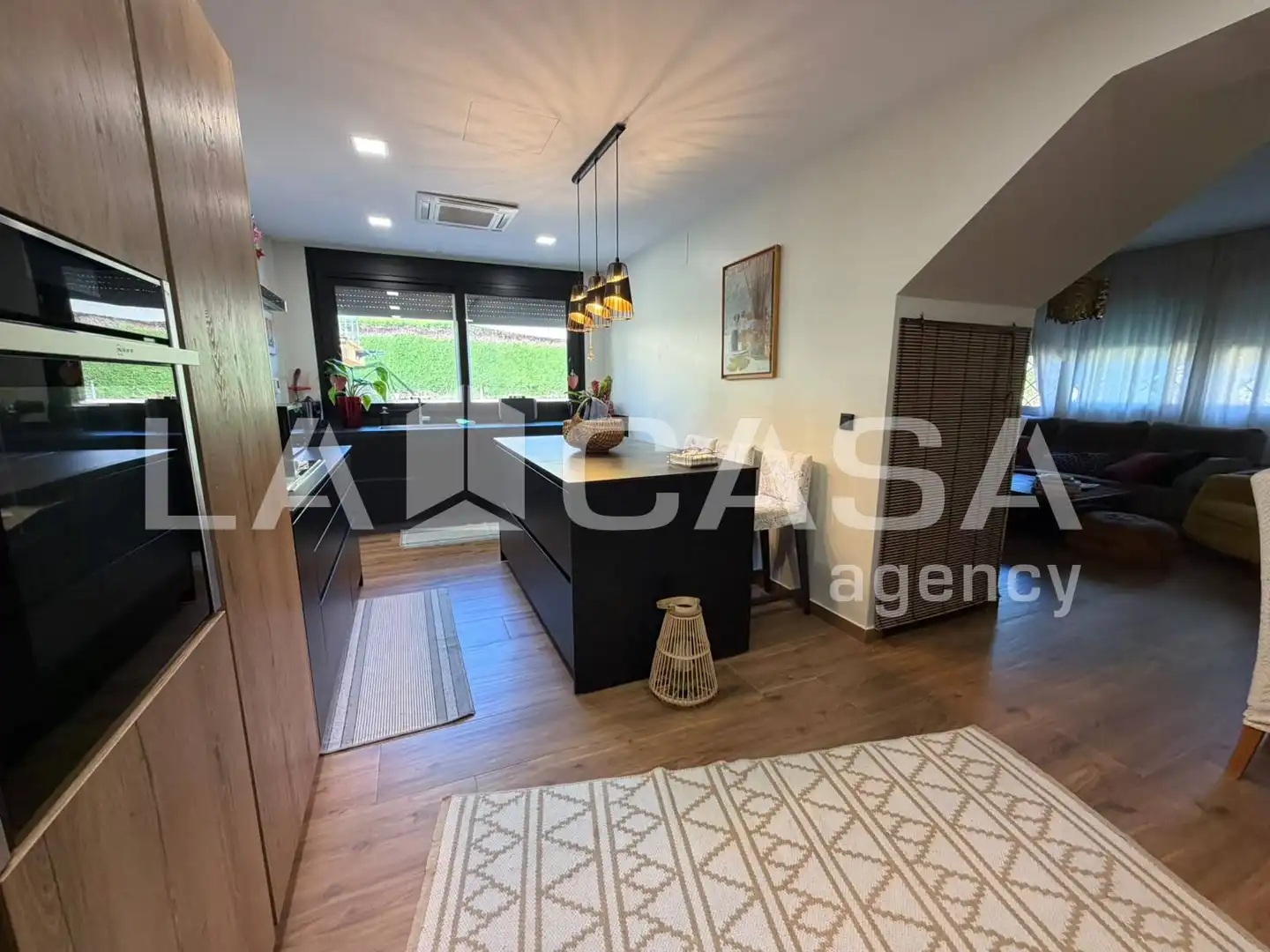 Vivienda con piscina en venta en Cerros de Montequinto, imagen 5