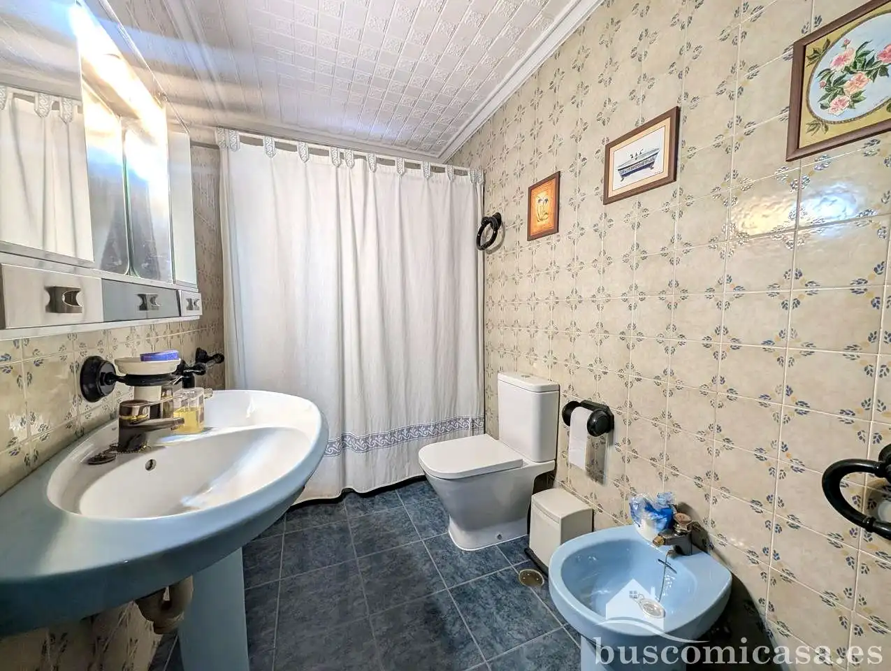 Bathroom of Flat for sale in Linarejos