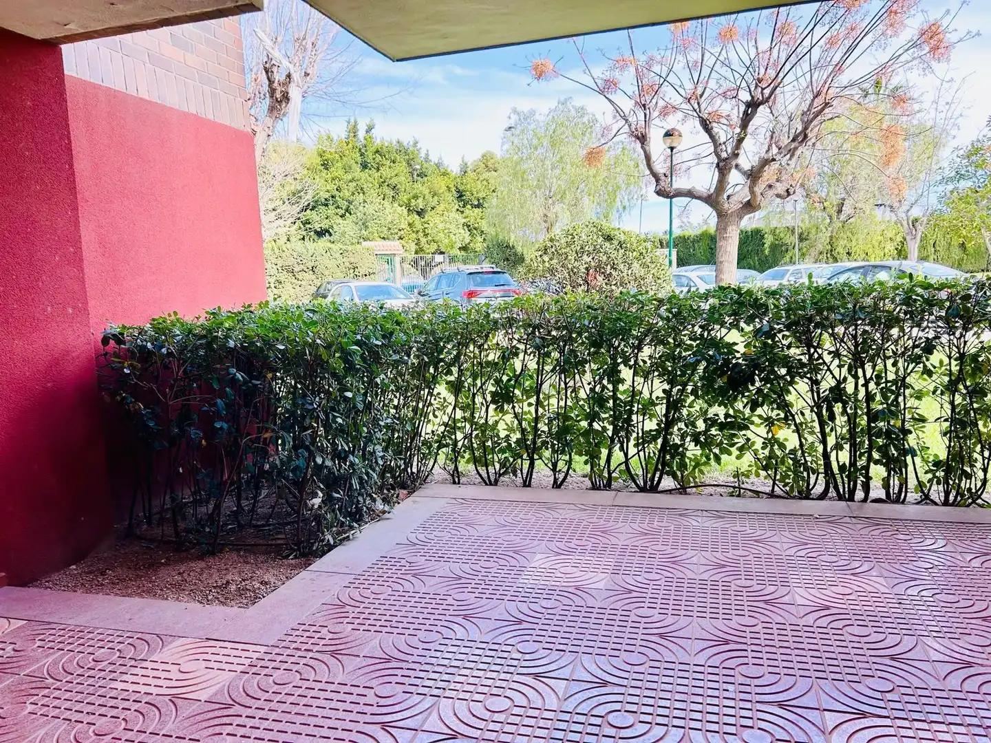 Aparcament de Pis en venda en Alicante / Alacant amb Aire condicionat, Jardí privat i Moblat