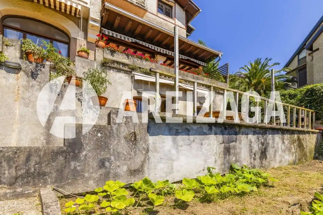 Jardí de Casa o xalet en venda en Donostia - San Sebastián  amb Calefacció, Jardí privat i Terrassa