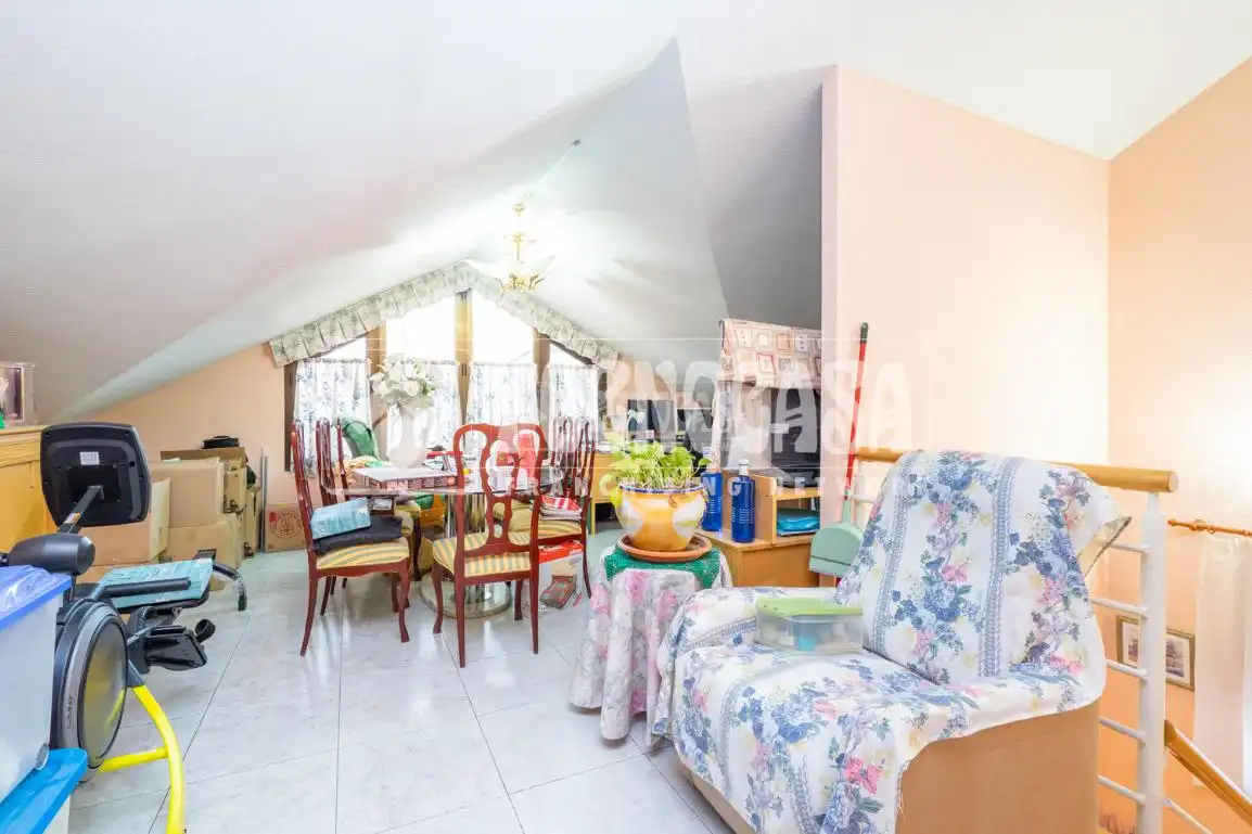 Casa adosada en venta en Colmenar Viejo con Calefacción, Jardín privado y Terraza