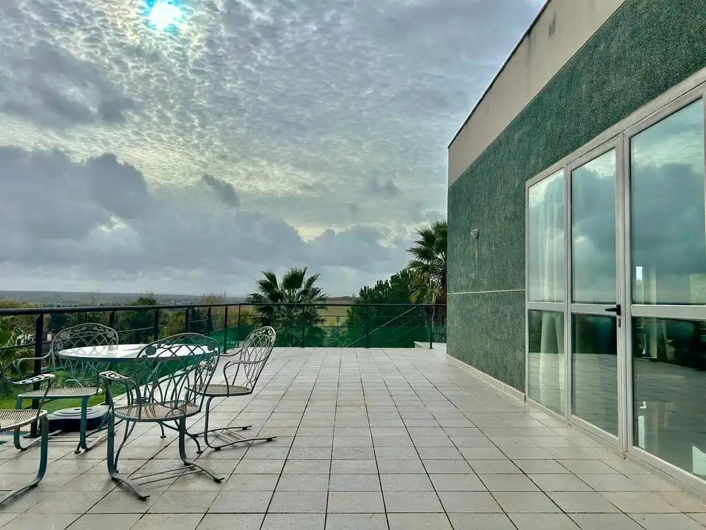 Terrassa de Casa o xalet en venda en Badajoz amb Aire condicionat, Calefacció i Jardí privat