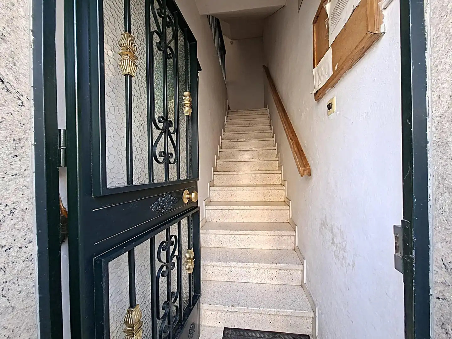 Flat for sale in Cúllar Vega  with Terrace, Storage room and Balcony