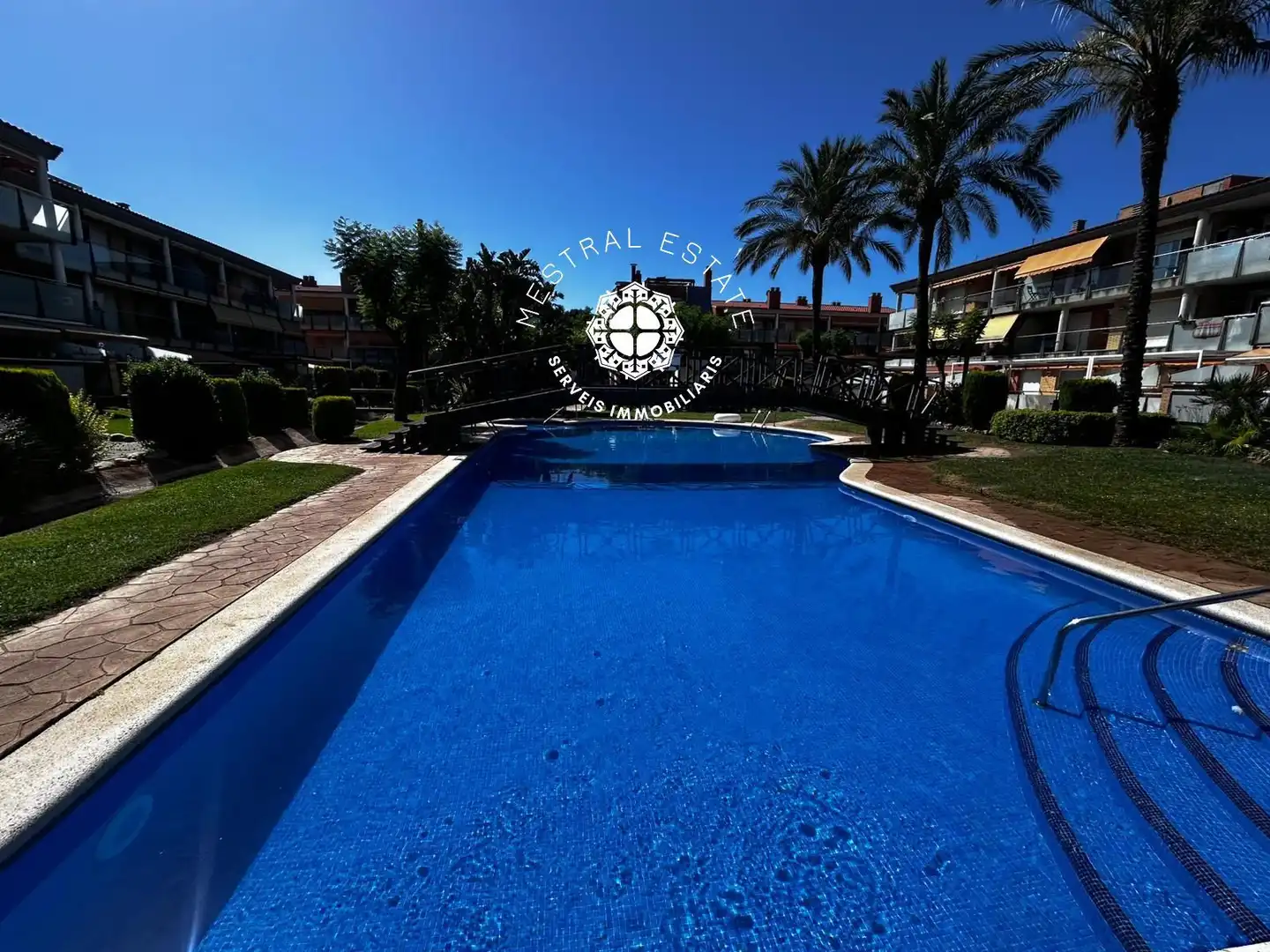 Piscina de Pis en venda en Cambrils amb Aire condicionat, Terrassa i Piscina
