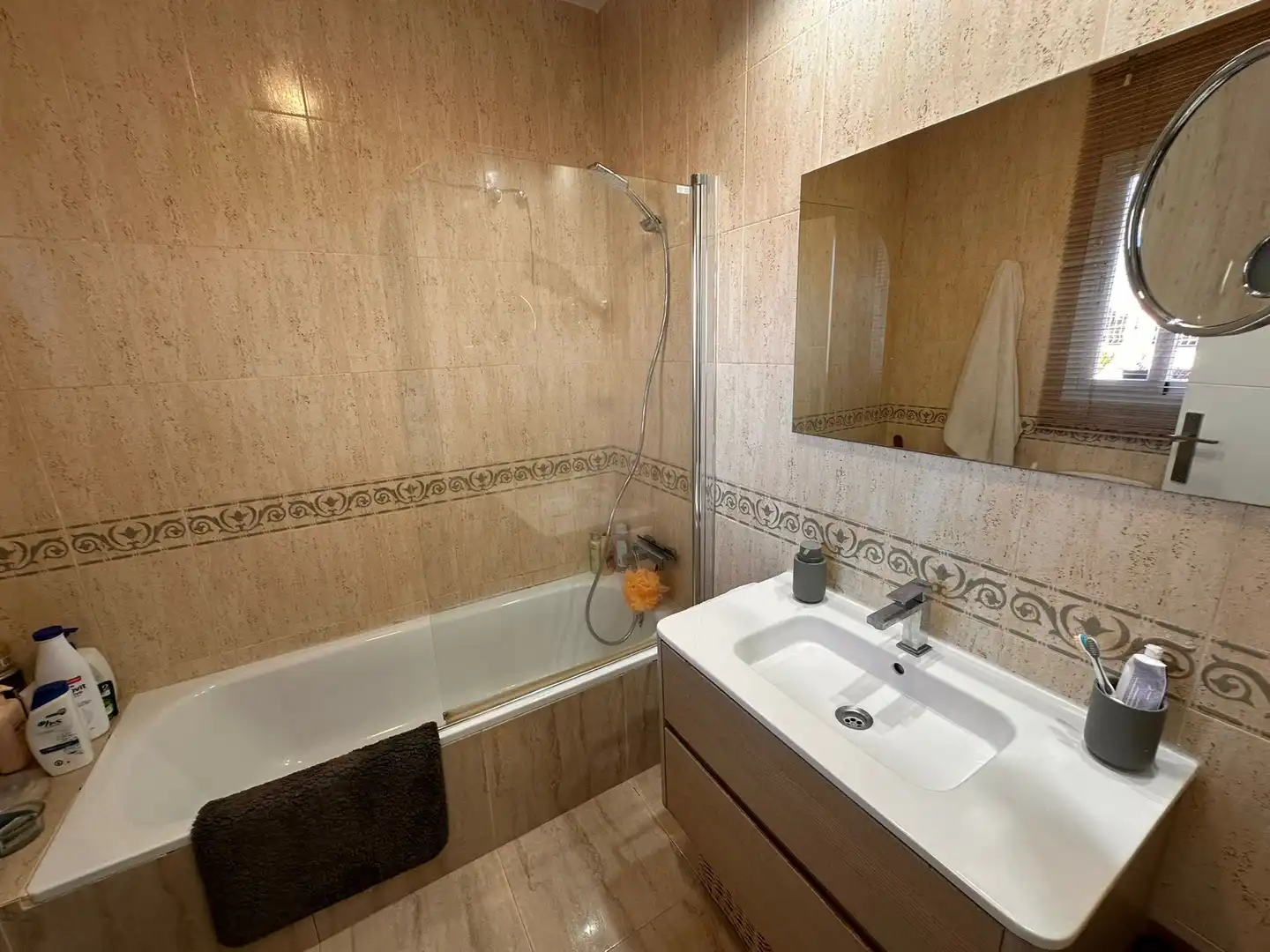 Bathroom of Attic for sale in Benalmádena  with Air Conditioner, Heating and Terrace