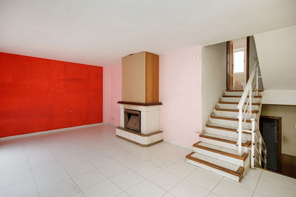 House or chalet for sale in C/ Avinyonet, Parc Bosc - Castell