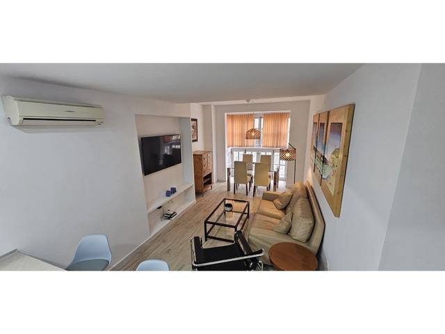 Piso en Alquiler en Calle Trinidad Grund, 21 en Ensanche Centro - Puerto