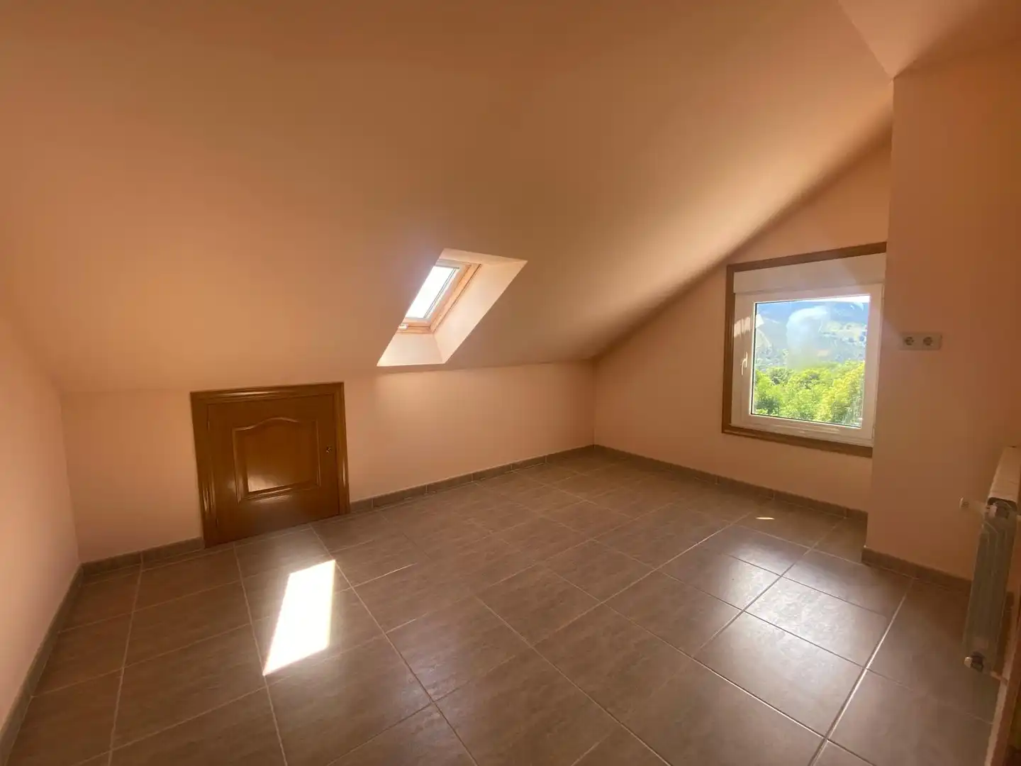 Habitación de Casa o chalet en venta en O Irixo con Calefacción, Jardín privado y Parquet