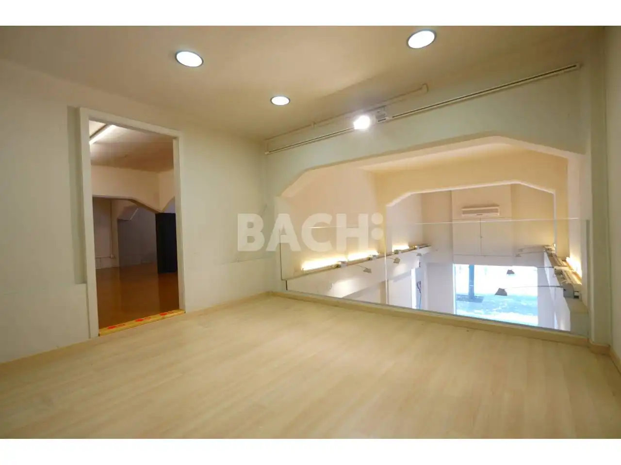 Commercial properties for rent in Vic
