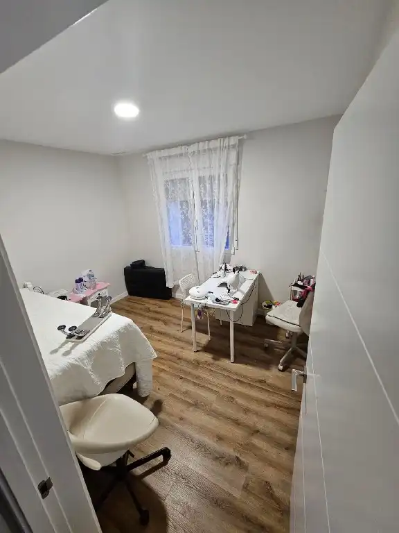 Dormitori de Casa o xalet en venda en Almazora / Almassora amb Calefacció, Parquet i Terrassa