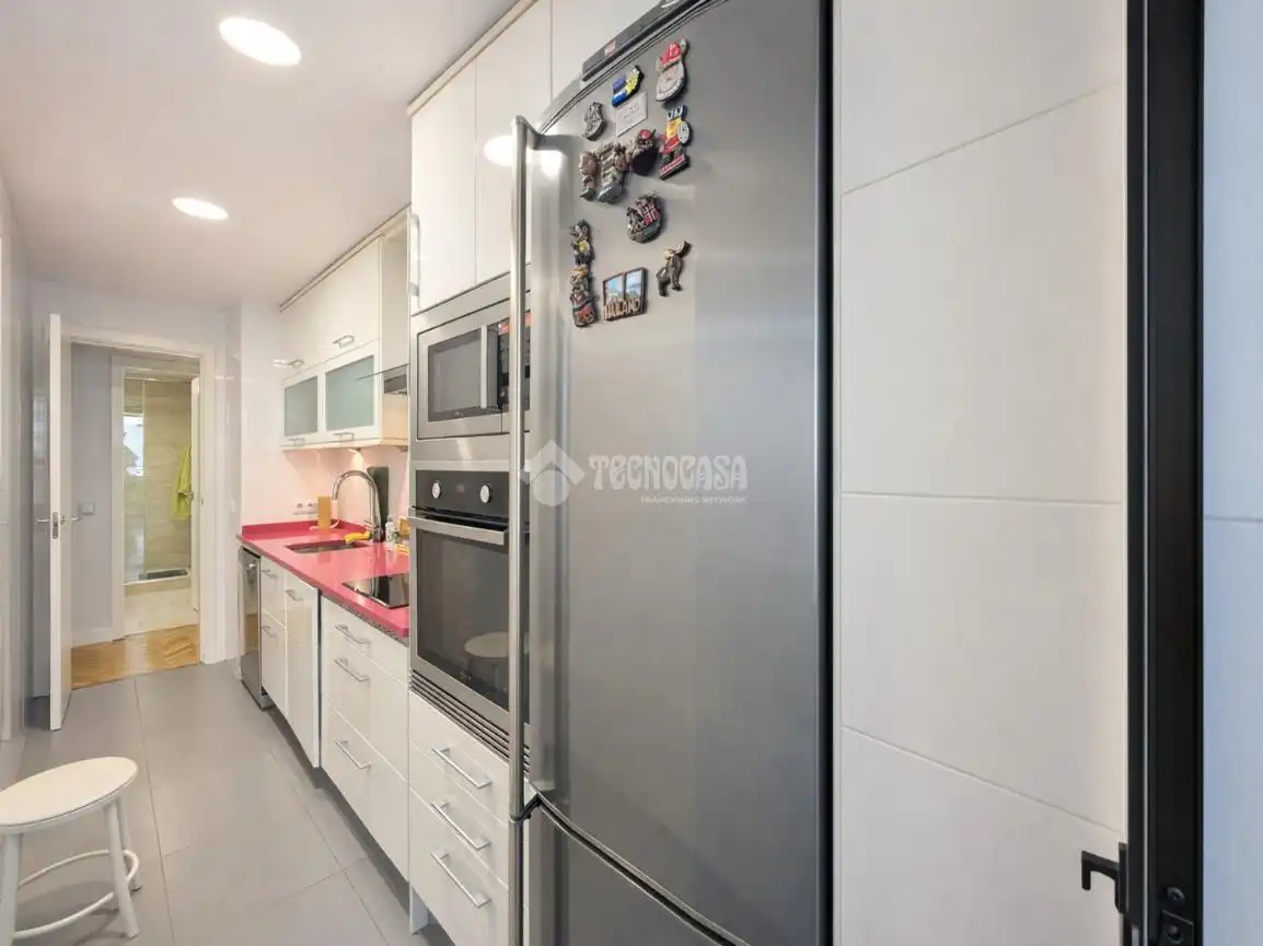Cocina de Piso en venta en Madrid con Calefacción y Piscina comunitaria