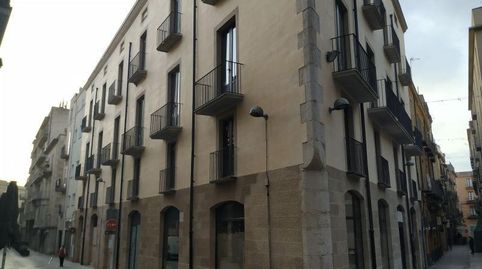 Edificio en centro de Figueres cerca Museo Dalí, Bild 3