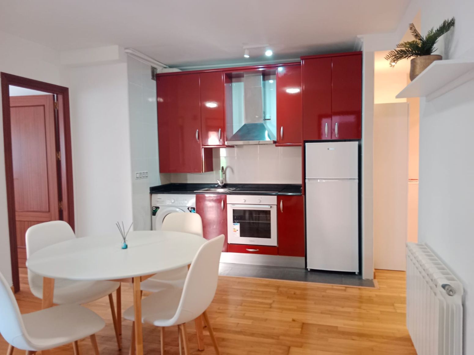 Cuina de Pis de lloguer en Santa María de Cayón amb Calefacció, Jardí privat i Terrassa