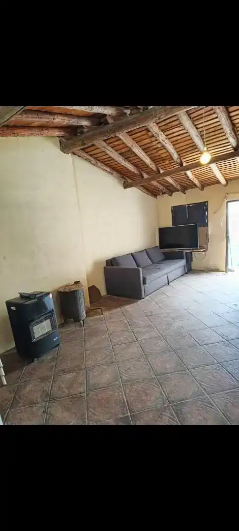 Sala d'estar de Casa adosada en venda en Valdecañas de Tajo amb Jardí privat i Traster