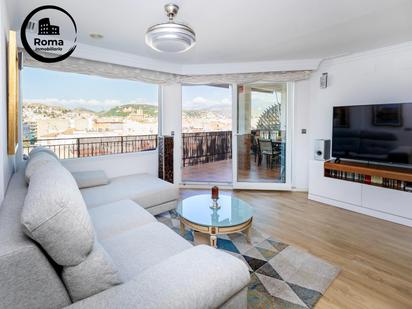 Living room of Attic for sale in  Granada Capital  with Air Conditioner, Terrace and Balcony