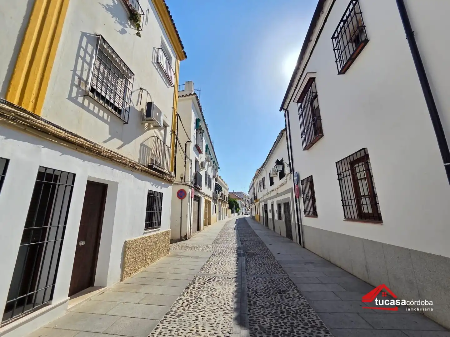 Exterior view of Flat for sale in Córdoba  with Air Conditioner