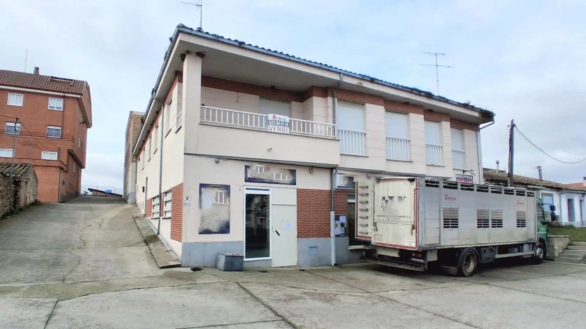 Exterior view of Houses for sale in Ledesma
