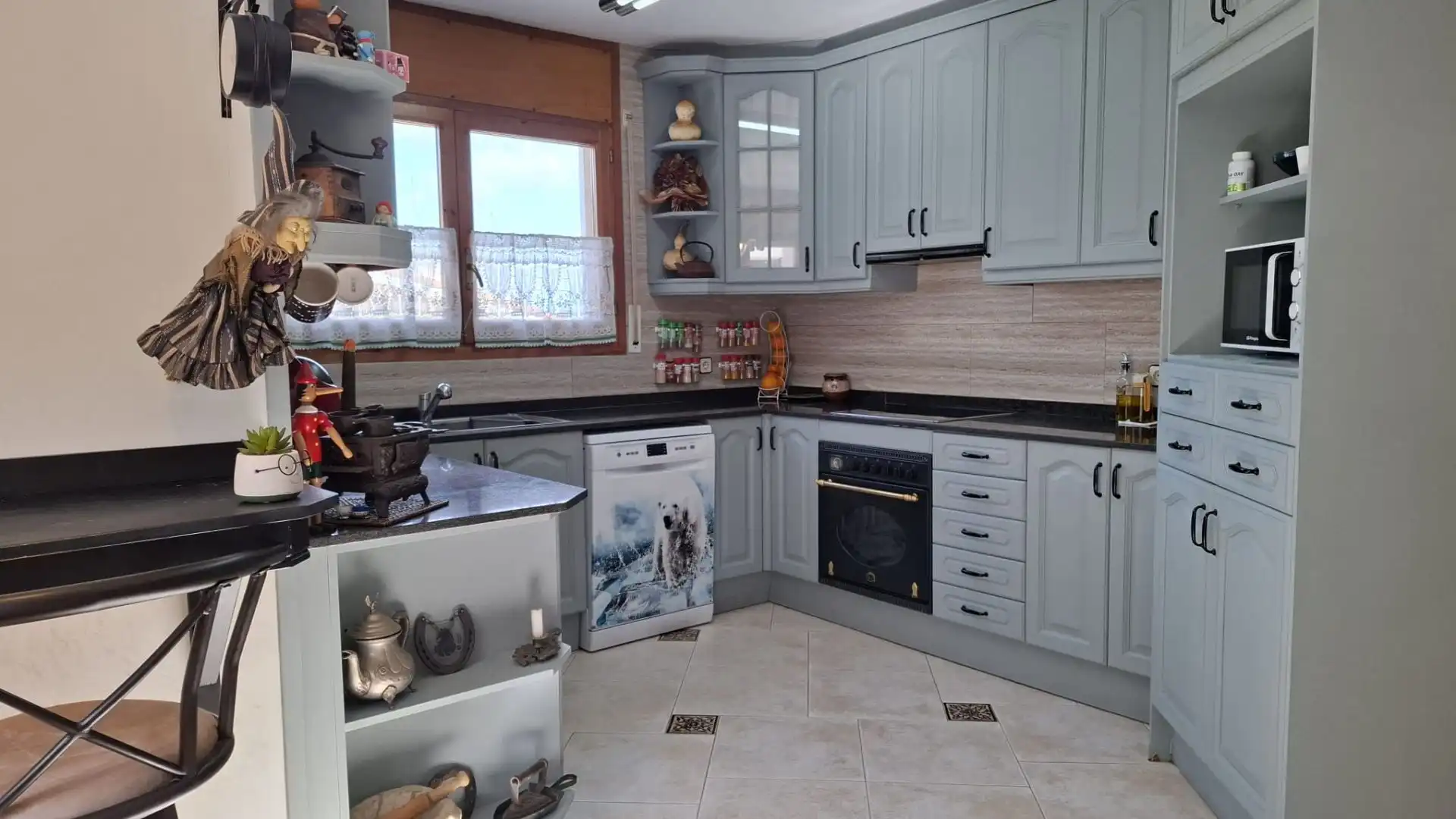 Cocina de Casa o chalet en venta en Vallirana con Calefacción y Trastero