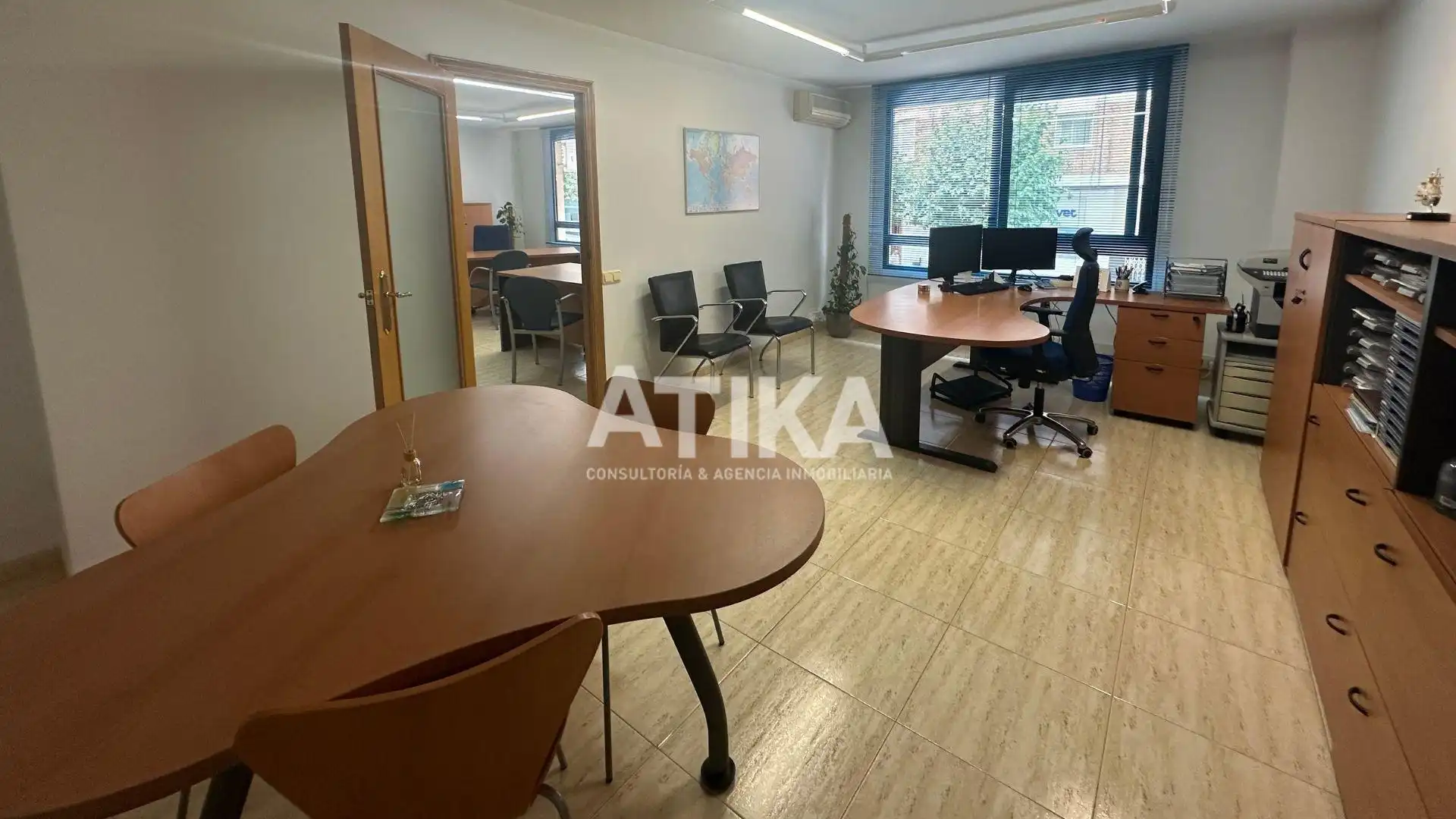 Locale commerciale in vendita a Sant Josep - Zona Hospital, imagen 4