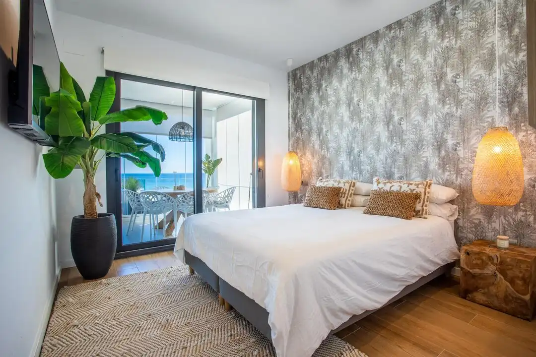Bedroom of Duplexes for rent in La Alcaidesa  with Air Conditioner, Heating and Private garden