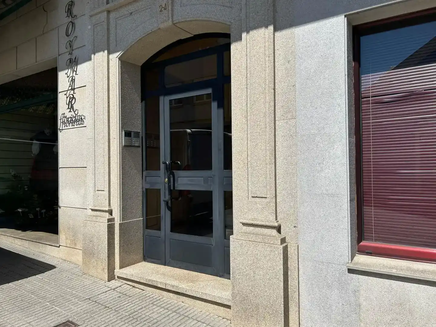 Wohnung zum Verkauf in Curtis mit Balkon