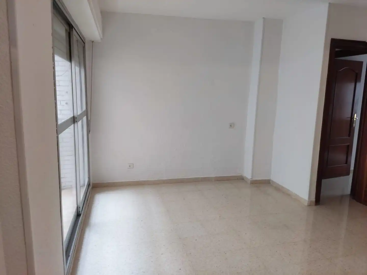 Habitación de Piso en venta en Granada con Aire acondicionado y Balcón