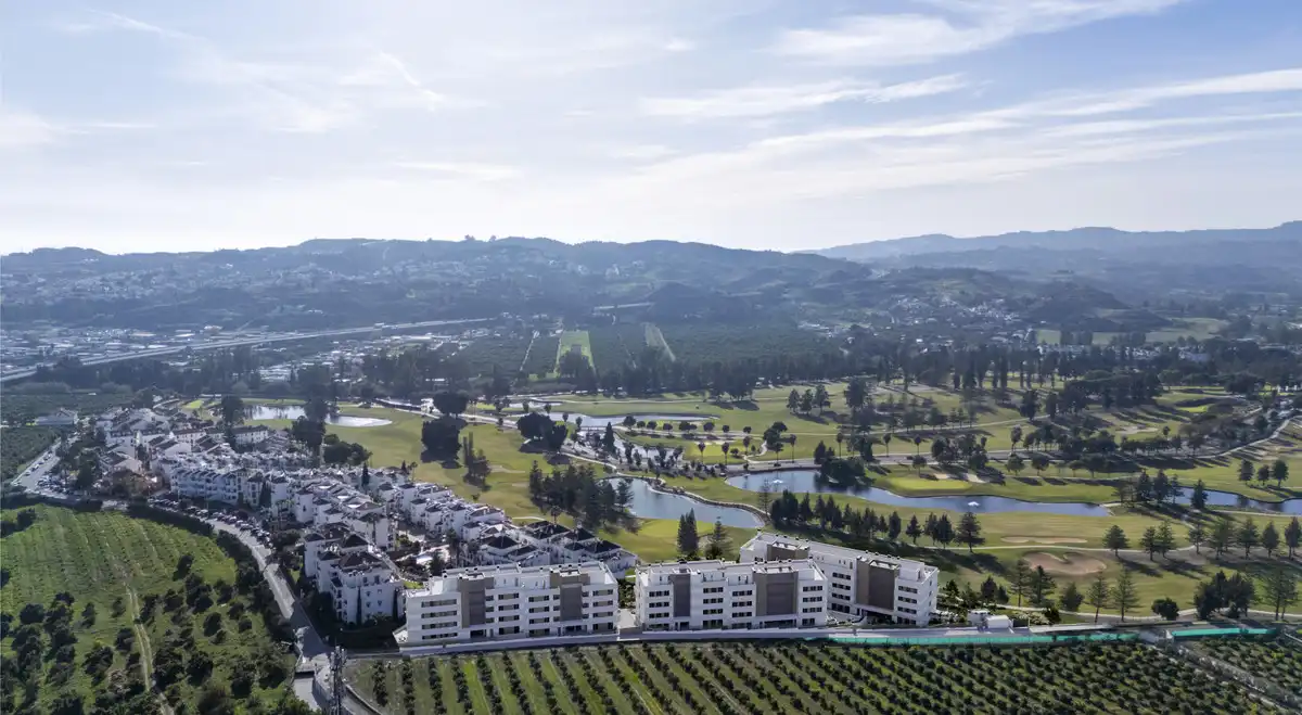 Außenansicht von Erdgeschoss zum Verkauf in Mijas mit Klimaanlage, Privatgarten und Terrasse