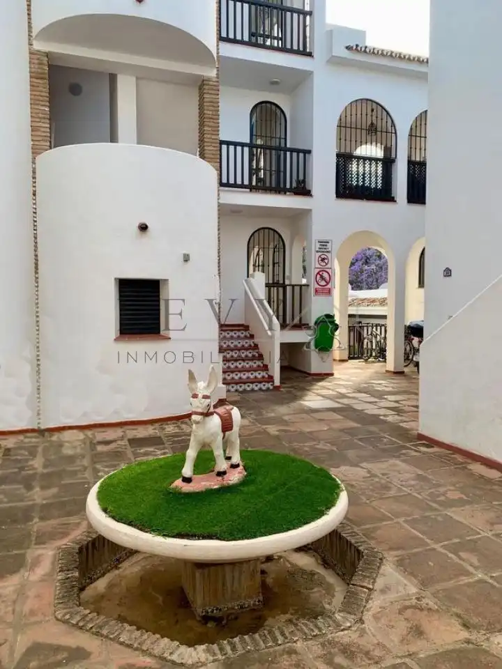 Außenansicht von Wohnung zur Miete in Fuengirola mit Heizung, Terrasse und Möbliert