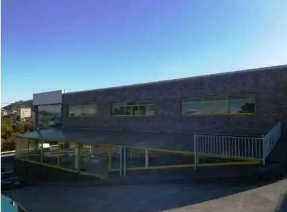Außenansicht von Fabrikhallen zum Verkauf in Vilagarcía de Arousa
