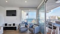 Sala d'estar de Pis en venda en Salou amb Aire condicionat, Terrassa i Balcó