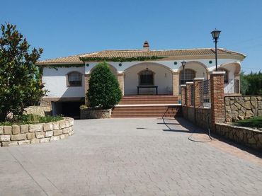 Xalet amb piscina en venda a Úbeda