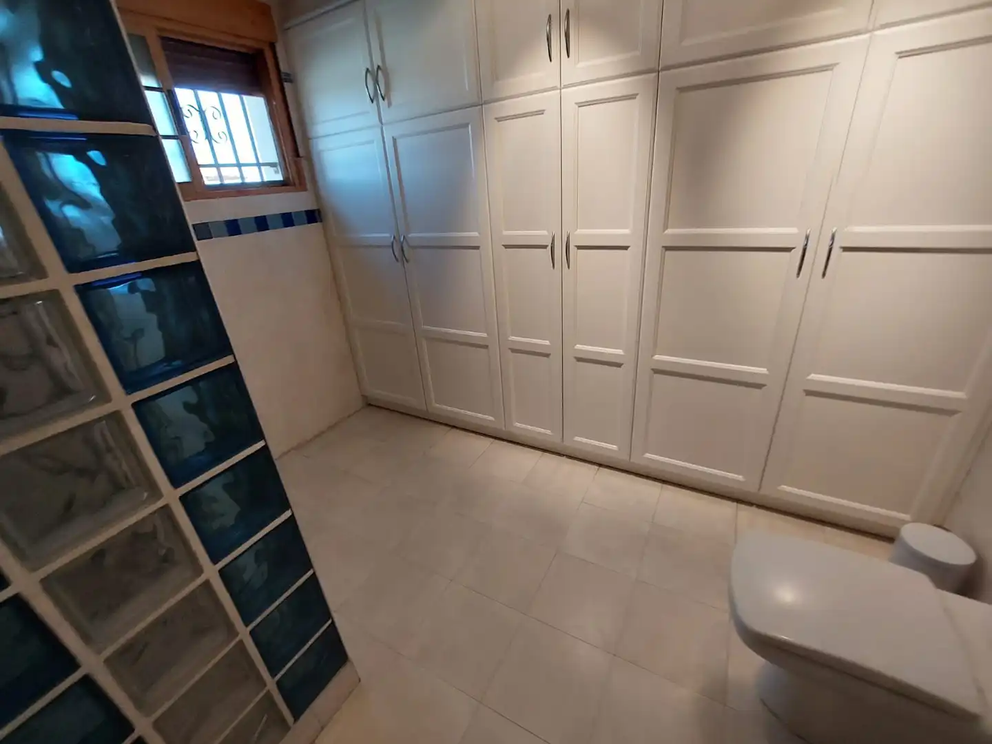 Baño de Casa o chalet de alquiler en Elche / Elx con Terraza, Piscina y Se aceptan mascotas