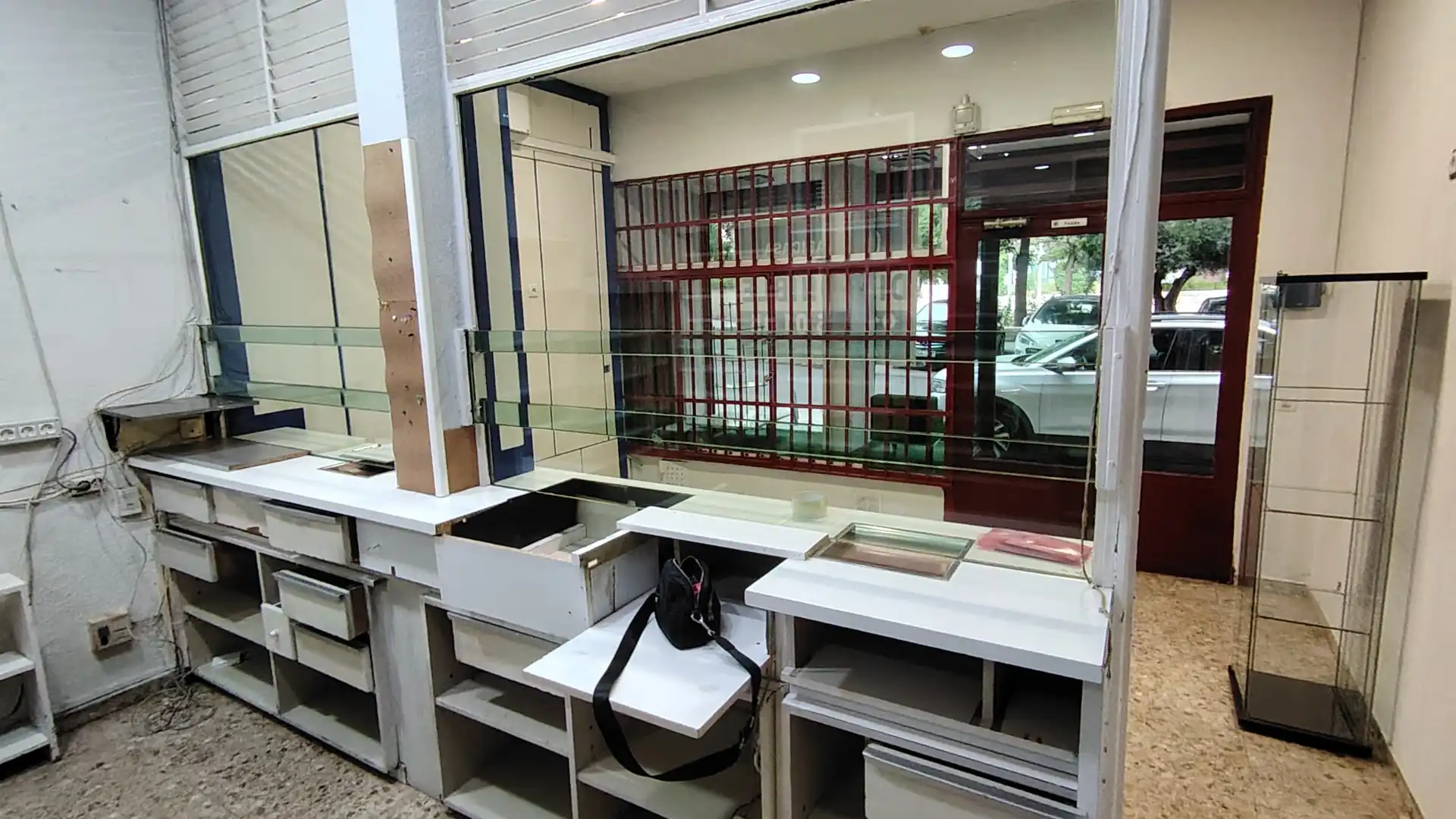 Local en venta en Coslada con Aire acondicionado